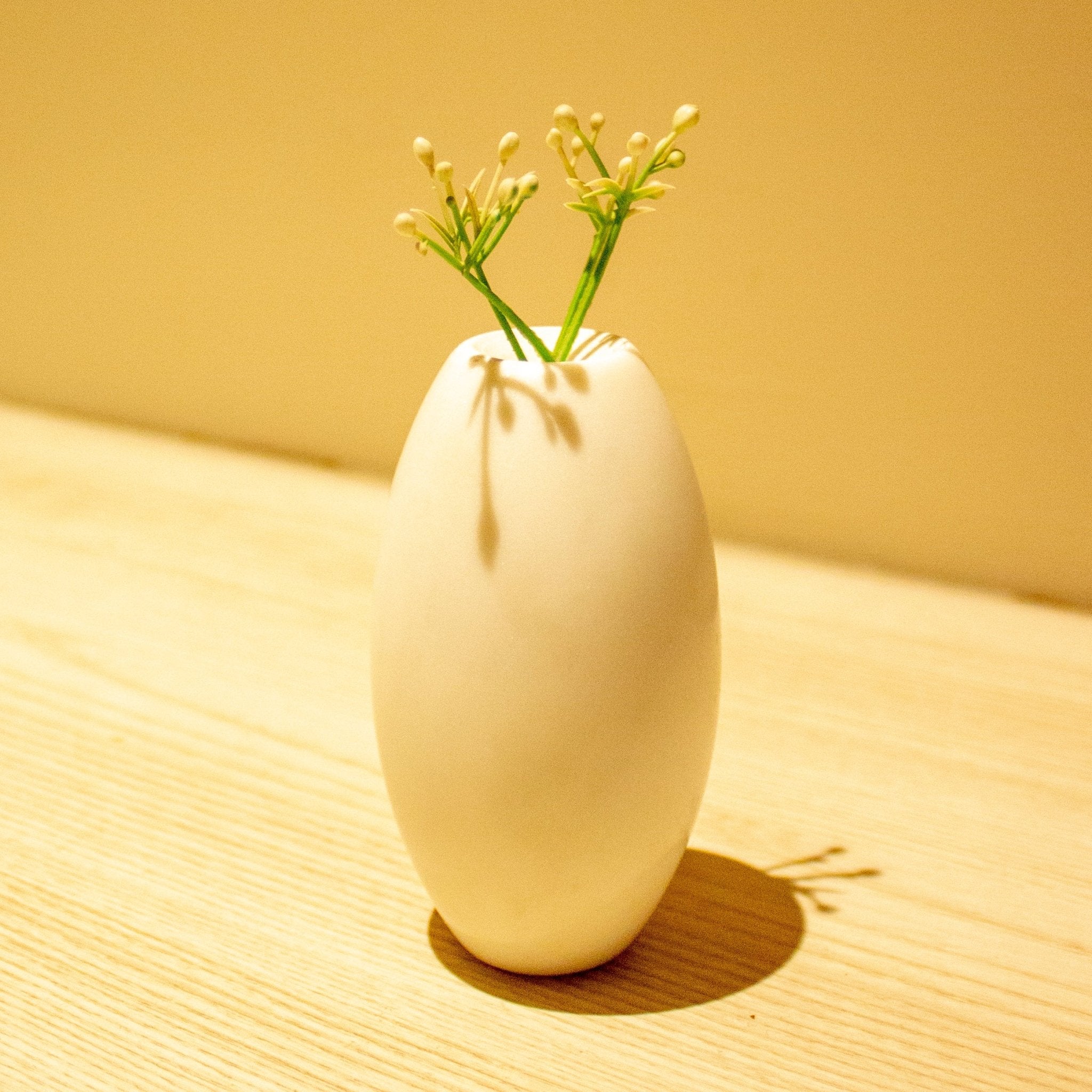 Oval Modern Marble Vase – Vases on Brown Living™. SKU: TV0104. Img 2.