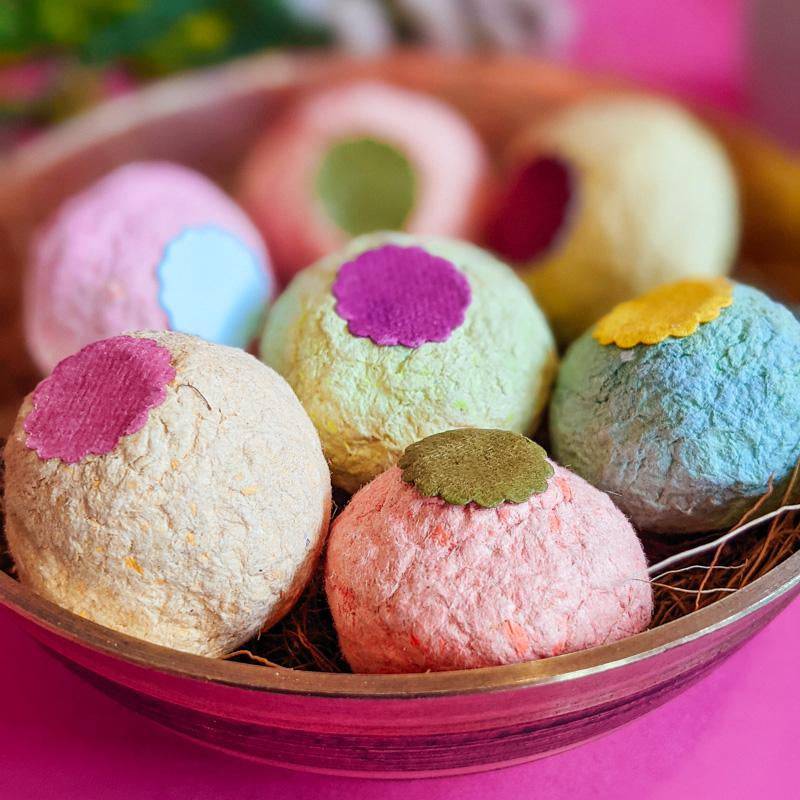 Phoolchand - Holi Dabba with Herbal Colours, Seed Balls & Plantable Holi Card - Best Holi Gift – Gift Giving on Brown Living™. SKU: 172 - 05552 - 21FO - 113. Img 4.