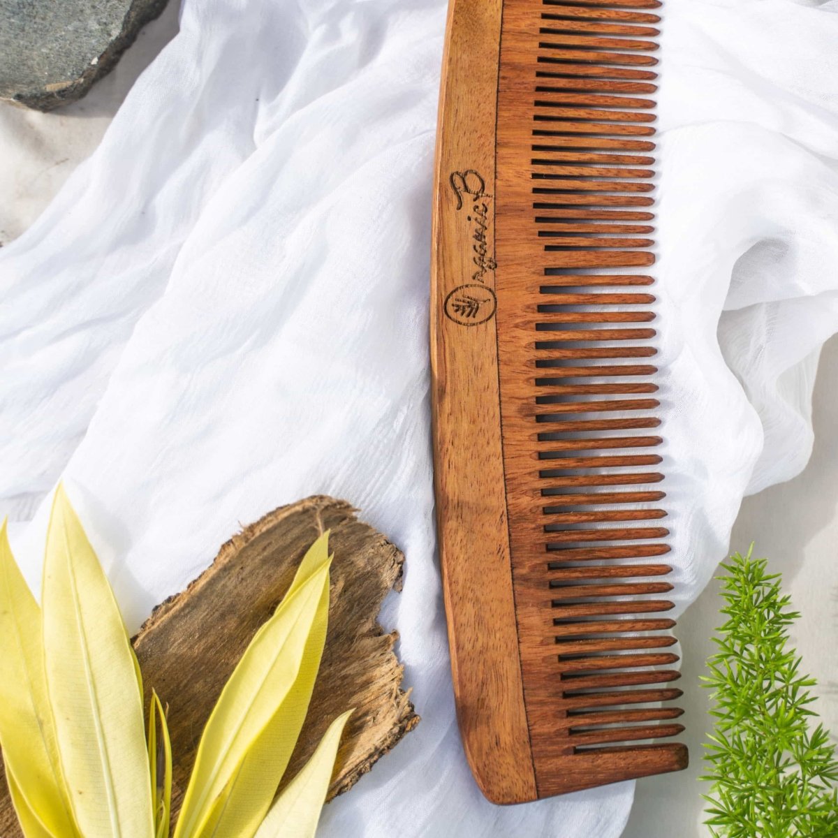 Rosewood/Sheesham Full Size Comb For Detangling and Styling | Verified Sustainable by Brown Living™