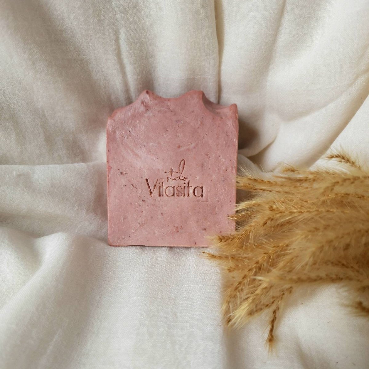 Rosy Soap - Rose Oil, Lavender & Rose Clay – Body Soap on Brown Living™. SKU: ROSCOL10001. Img 2.