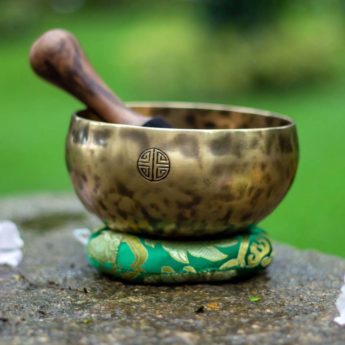 Singing Bowl Handmade Full moon - 6" | Verified Sustainable by Brown Living™