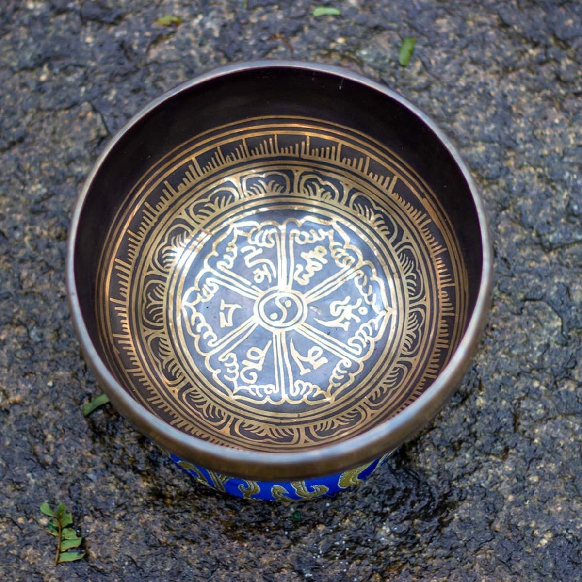 Singing Bowl Handmade Mantra - 7" | Verified Sustainable by Brown Living™