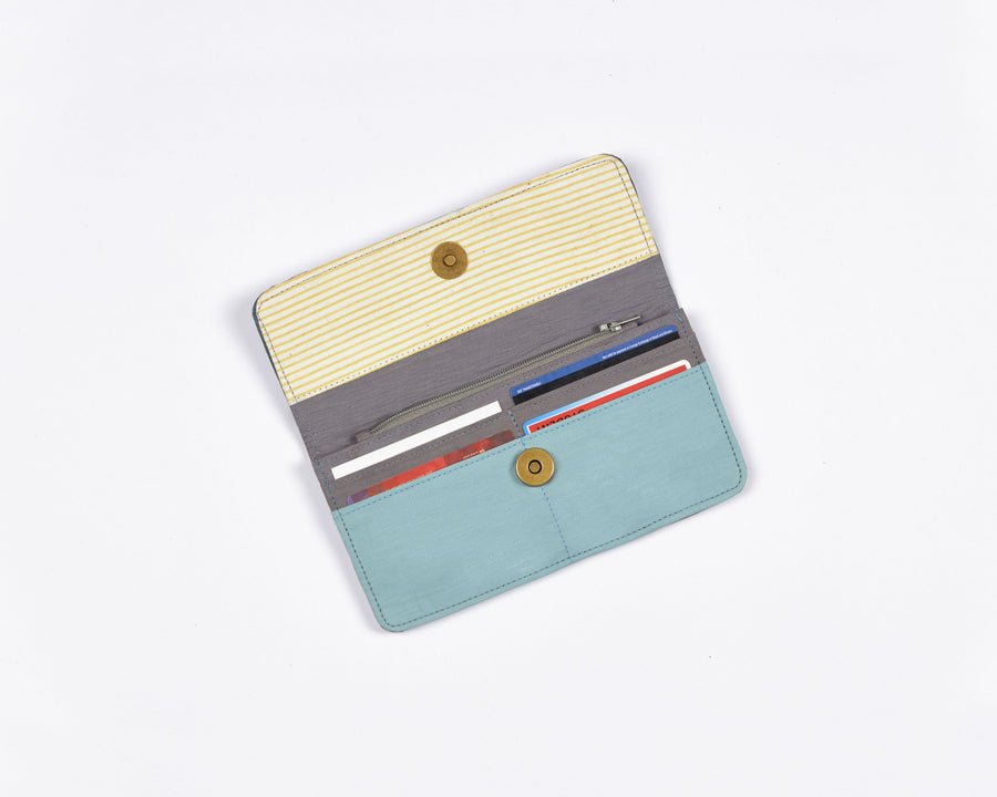 Sunflower Wallet – Womens Accessories on Brown Living™. SKU: UMW - SUN - W - 01. Img 2.