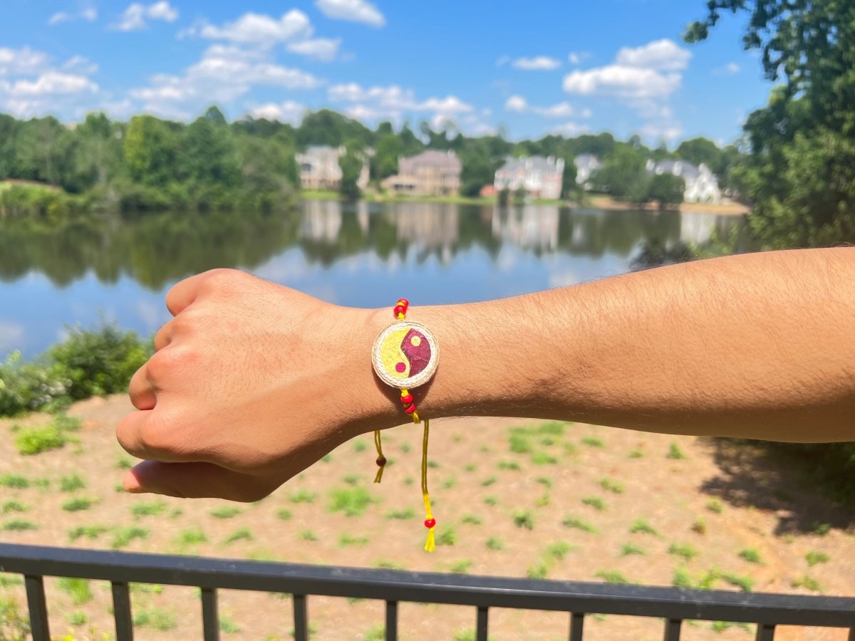 Yin & Yang Plantable Rakhi – Rakhi on Brown Living™. SKU: GRERA06. Img 4.