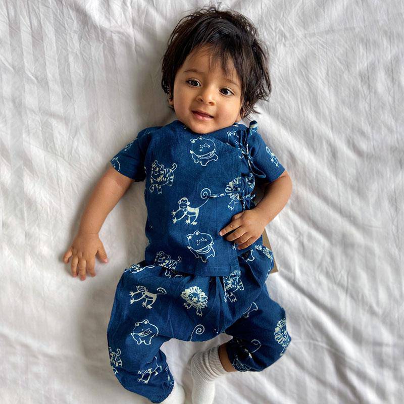 Zoo Bag - Zoo And White Angrakha with Zoo Pants – Kids Daywear Sets on Brown Living™. SKU: 186 - 06158 - ZOO - WHT - ANGPJ1. Img 2.