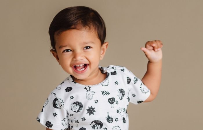 How to Choose the Perfect Organic Top for Your Child: A Buying Guide - Brown Living
