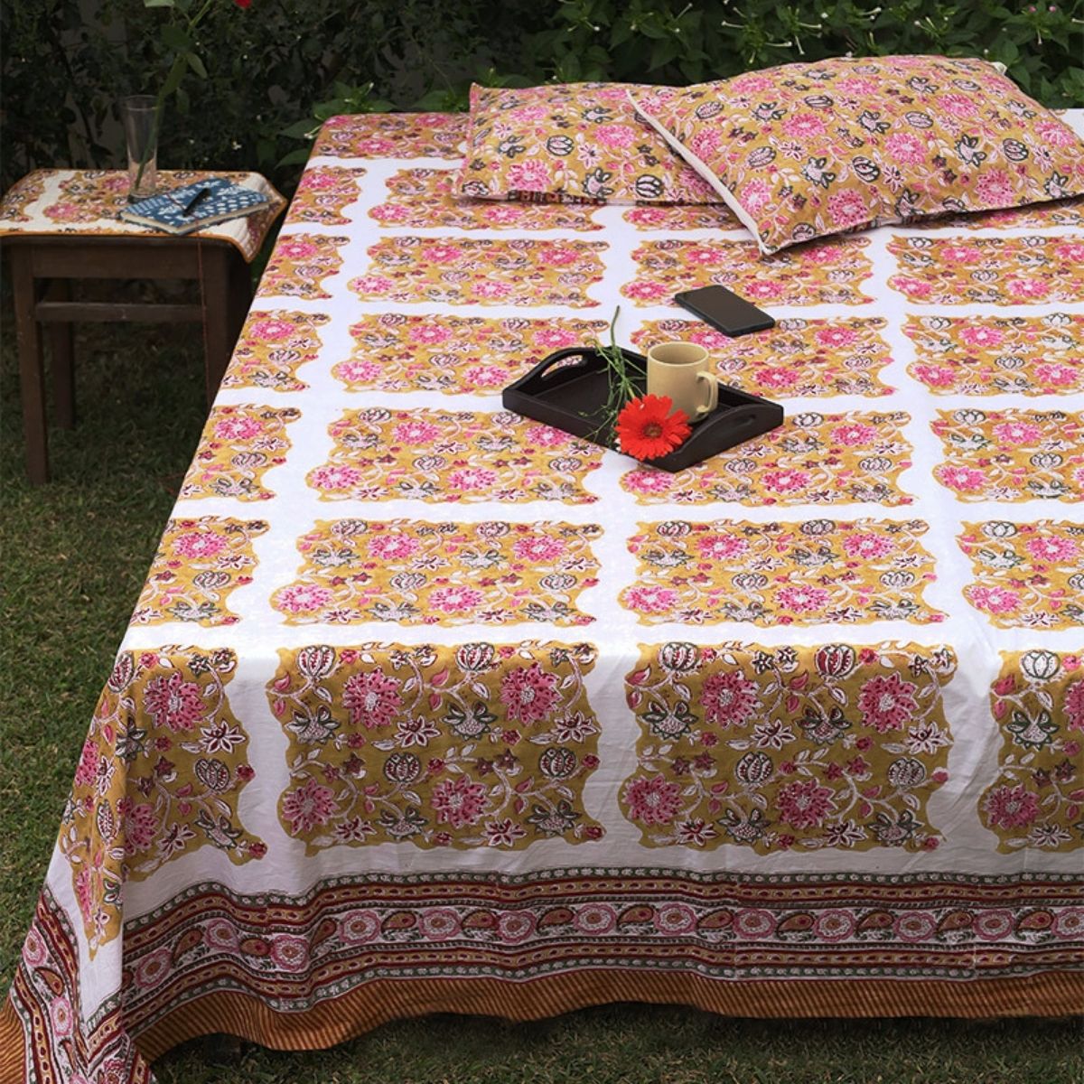 Organic Cotton Yellow Ochre Charming King Size Bedsheet
