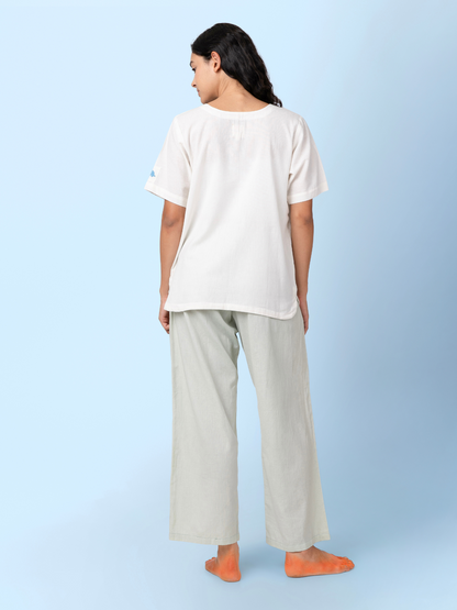 Skippy - Cotton Linen Round Neck T Shirt with Kangaroo Pockets