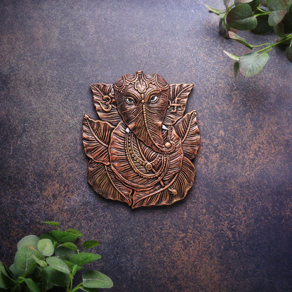 Ganesh Patta Hanging Plate – Traditional Decor