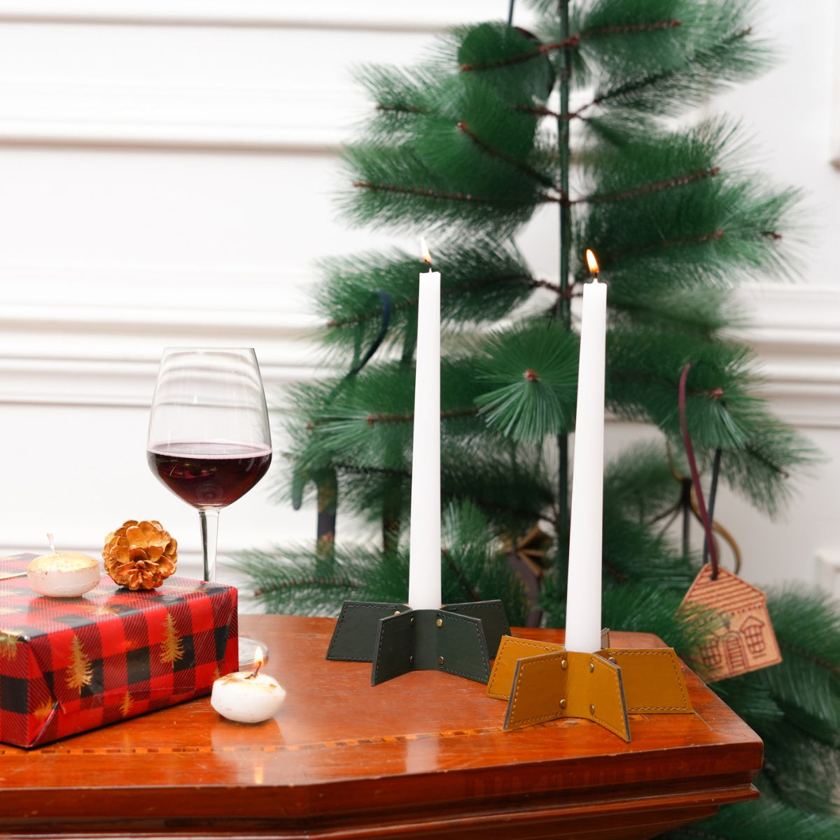 Vegan Leather Festive Decor Handcrafted Christmas Candleholder (Green)