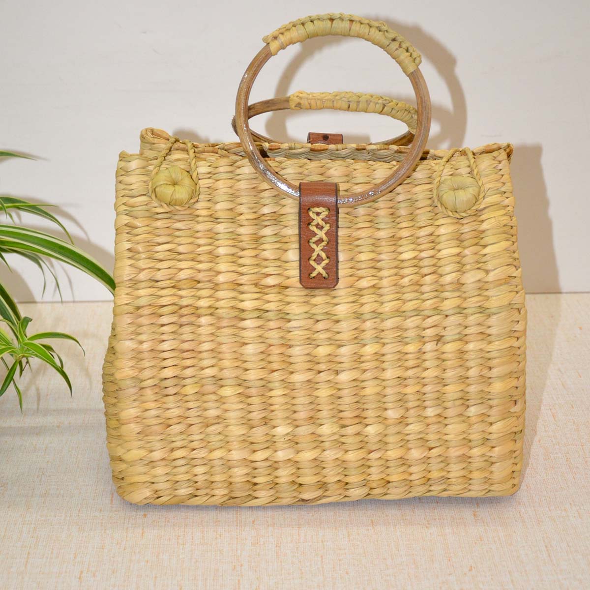 Kauna Hand Bag