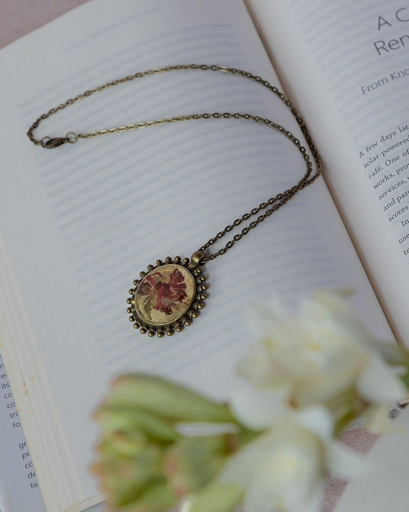 Resin Art Necklace| Handcrafted Resin Accessories for Women