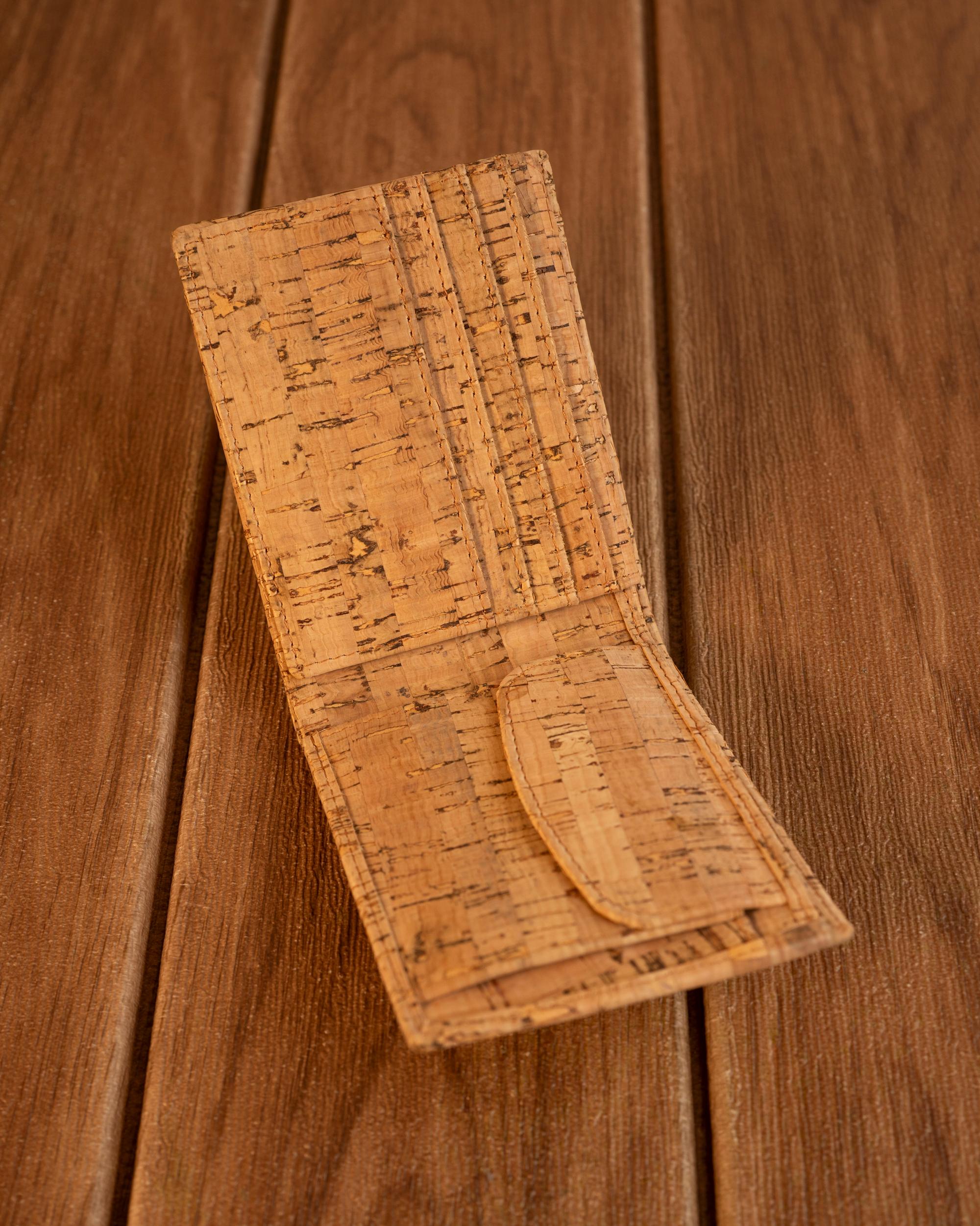 Classy Vegan Cork Wallet | Eco-Friendly Sustainable Wallet