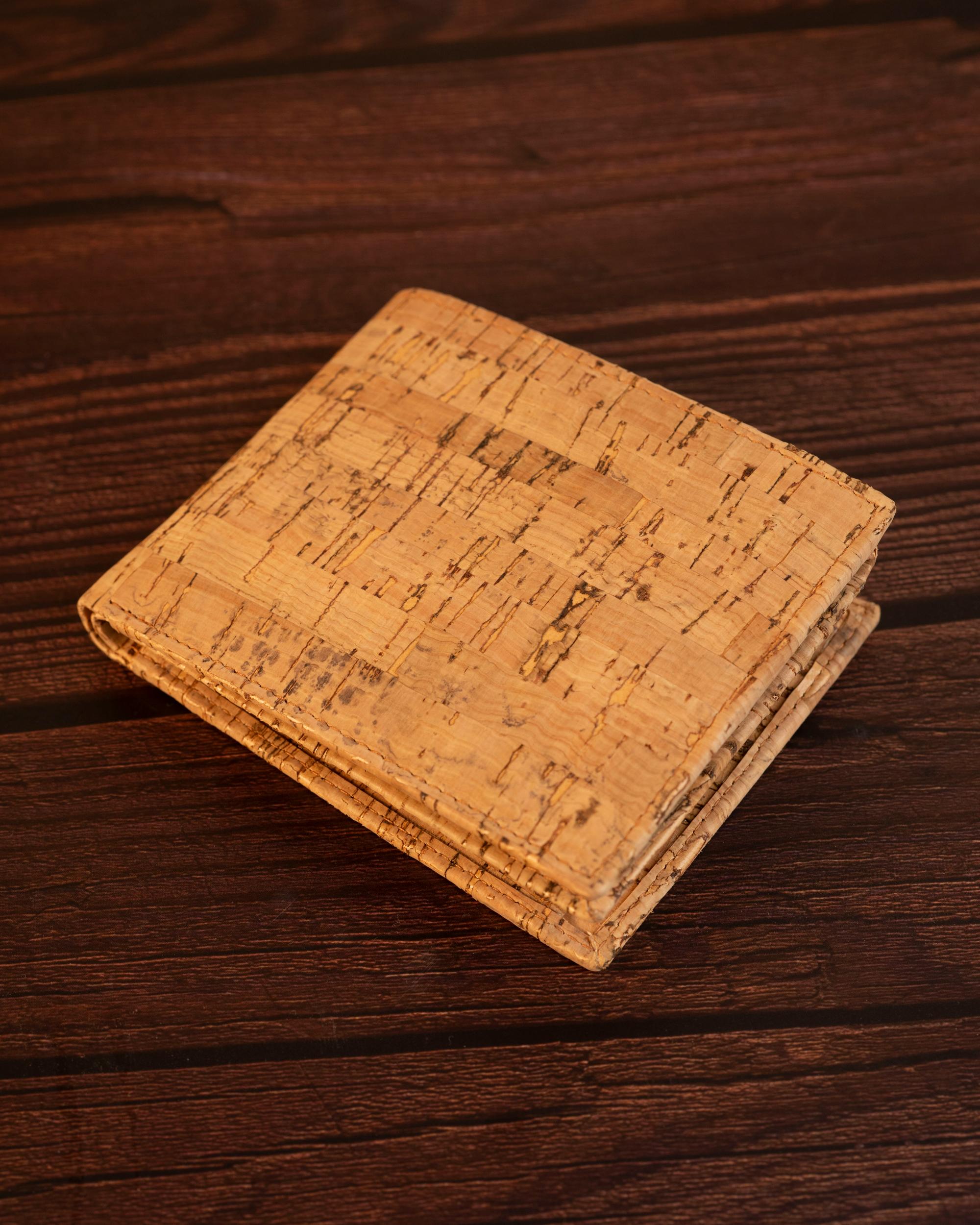 Classy Vegan Cork Wallet | Eco-Friendly Sustainable Wallet
