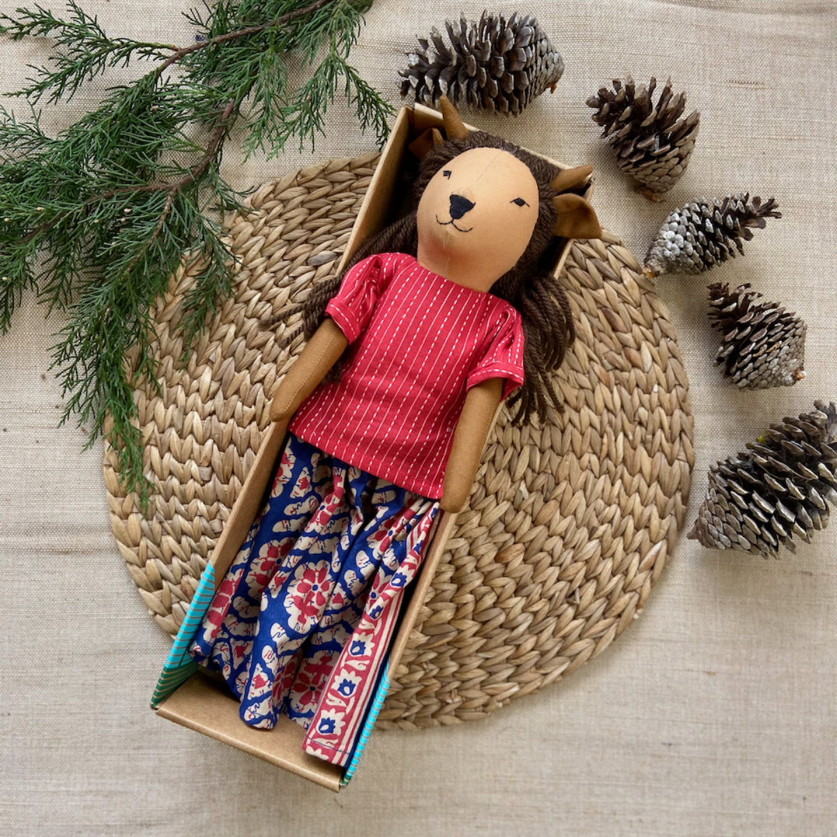 Nilah Friend Gauri Classic Blue – Single Doll