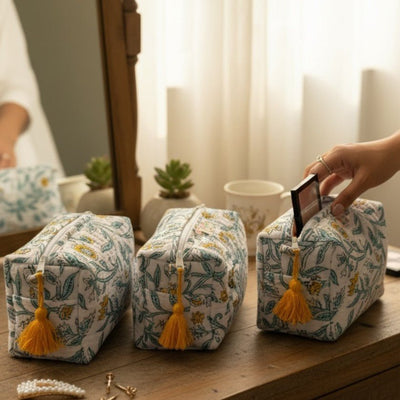 3PC Cotton Quilted Travel Makeup Bag Set Waterproof Lining – Travel Organiser on Brown Living™. SKU: 3POUCH-BLUEFLOWER. Img 14.