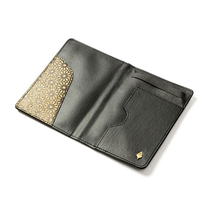 Passport Holder with Storage Slots – Plant Leather & Cork Print (Black)