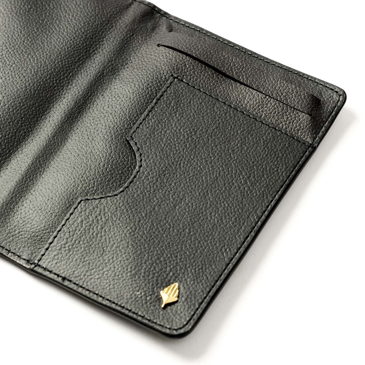 Passport Holder with Storage Slots – Plant Leather & Cork Print (Black)