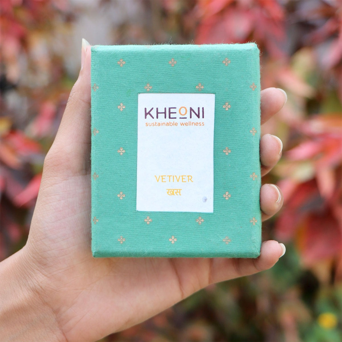 Vetiver Attar: Earthy Elegance in Every Drop