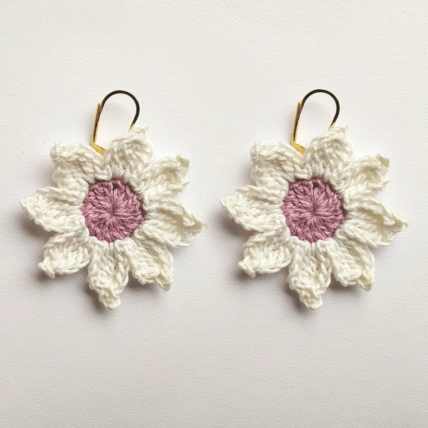 Handcrafted Crochet Star Earrings – Lavender