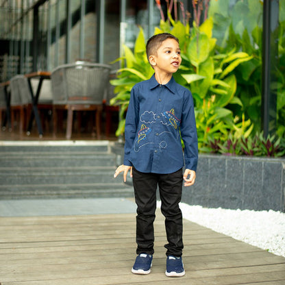 Aeroplane Embroidered Organic Cotton Shirt - Navy – Kids Shirts on Brown Living™. SKU: NANFS007EMB024 - 18M. Img 4.