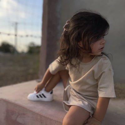 All Day Tee - 100% Organic Cotton Kids T-shirt – Kids T-Shirts on Brown Living™. SKU: CW - 01 - 0002/6 - 9M. Img 4.