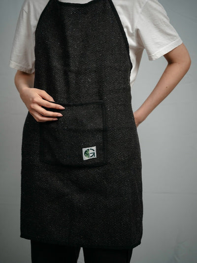 Apron (100% Hemp) Black – Kitchen Organizers on Brown Living™. SKU: OGHA02100hemp. Img 5.