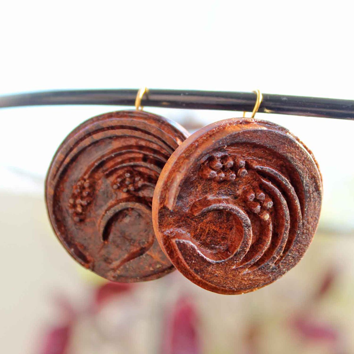 Ardra Rekh Wooden Earrings With Wood Block Carving – Jewellery on Brown Living™. SKU: UARKHWJER006. Img 2.
