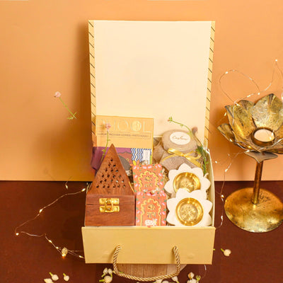 Aroma & Blessings Hamper – Candles & Fragrances on Brown Living™. SKU: LUSH_0056. Img 5.