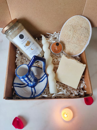 Aromatherapy Spa Gift Hamper | New Year Self - Care Gift Set – Gift Hampers on Brown Living™. SKU: RRWH01. Img 2.