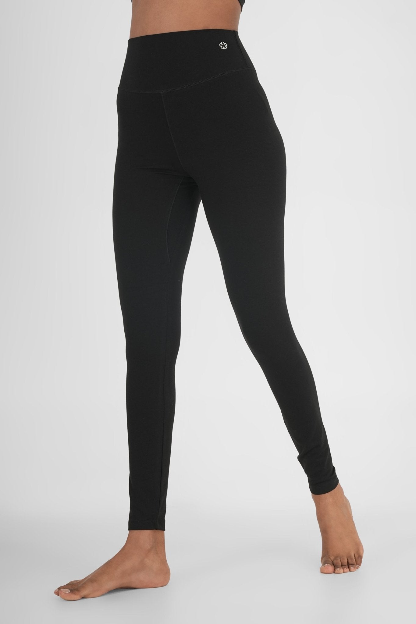 Ash Black Co - ordinated | Sleek & Comfortable Women’s Activewear Set – Womens Co - Ord Sets on Brown Living™. SKU: ELASHCOBLXS. Img 7.