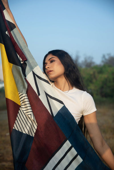 Athangudi 100% Natural Ahimsa Eri Peace Silk Scarf – Womens Scarf on Brown Living™. SKU: NAESWT07. Img 4.