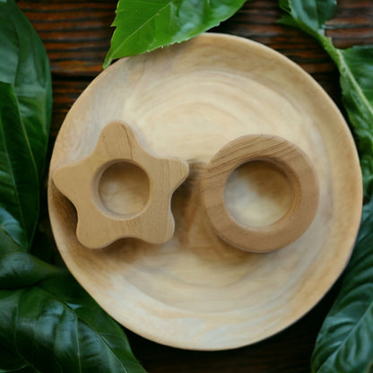 Baby Gum Soothing Neem Wooden Teethers – Flower & Circle Shapes – Baby Teethers & Soothers on Brown Living™. SKU: T_FLR-CRL. Img 1.