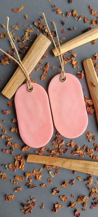 Bakhoor Rose Wax Sachet – Candles & Fragrances on Brown Living™. SKU: BRWS04_N. Img 10.