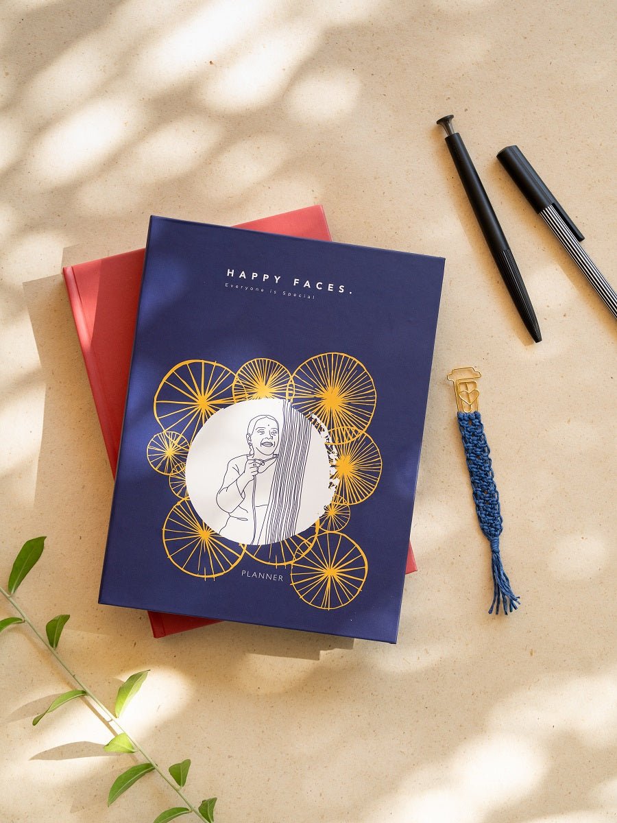 Banana Paper Planner & Bookmark Set | Chakra Handmade Eco Journal – Notebooks & Notepads on Brown Living™. SKU: S25CHAKPLAN219-IB. Img 1.