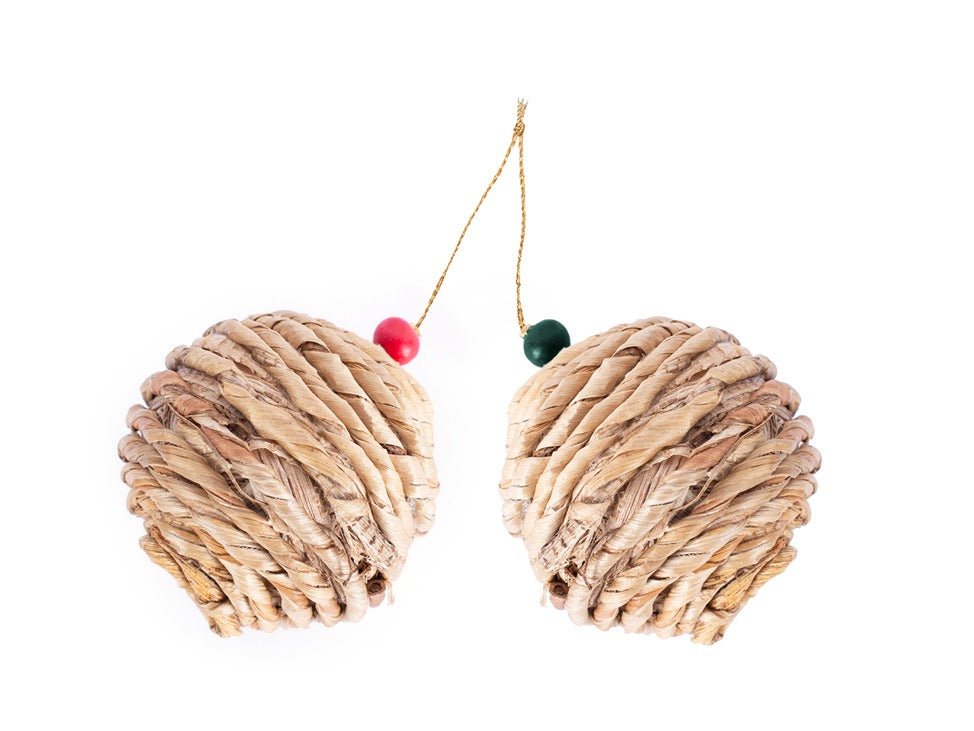 Banana Rope Ball Hanging (Set of 2) – Handcrafted Christmas Ornament – Home Decor on Brown Living™. SKU: HG-1039. Img 5.