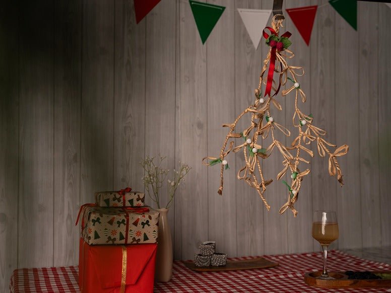 Banana Rope Mistletoe Hanging – Handcrafted Christmas Ornament – Home Decor on Brown Living™. SKU: DE-1019. Img 2.