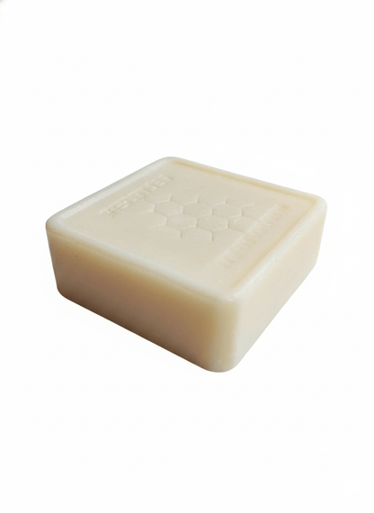 Basil Soap | Natural Beeswax & HoneyShield Moisture Bar – Body Soap on Brown Living™. SKU: APPCL-015. Img 4.