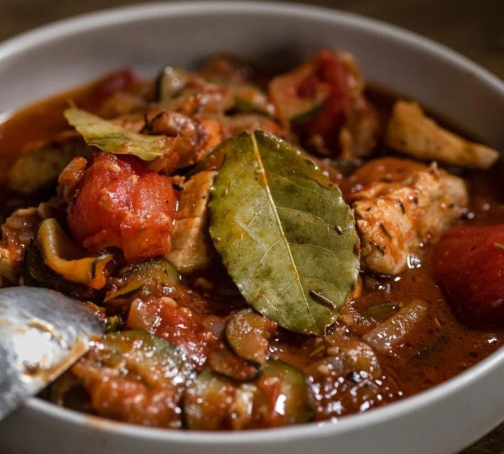 Bay Leaf – Aromatic Whole Spice for Flavorful Cooking & Seasoning – Seasonings & Spices on Brown Living™. SKU: 00C. Img 4.