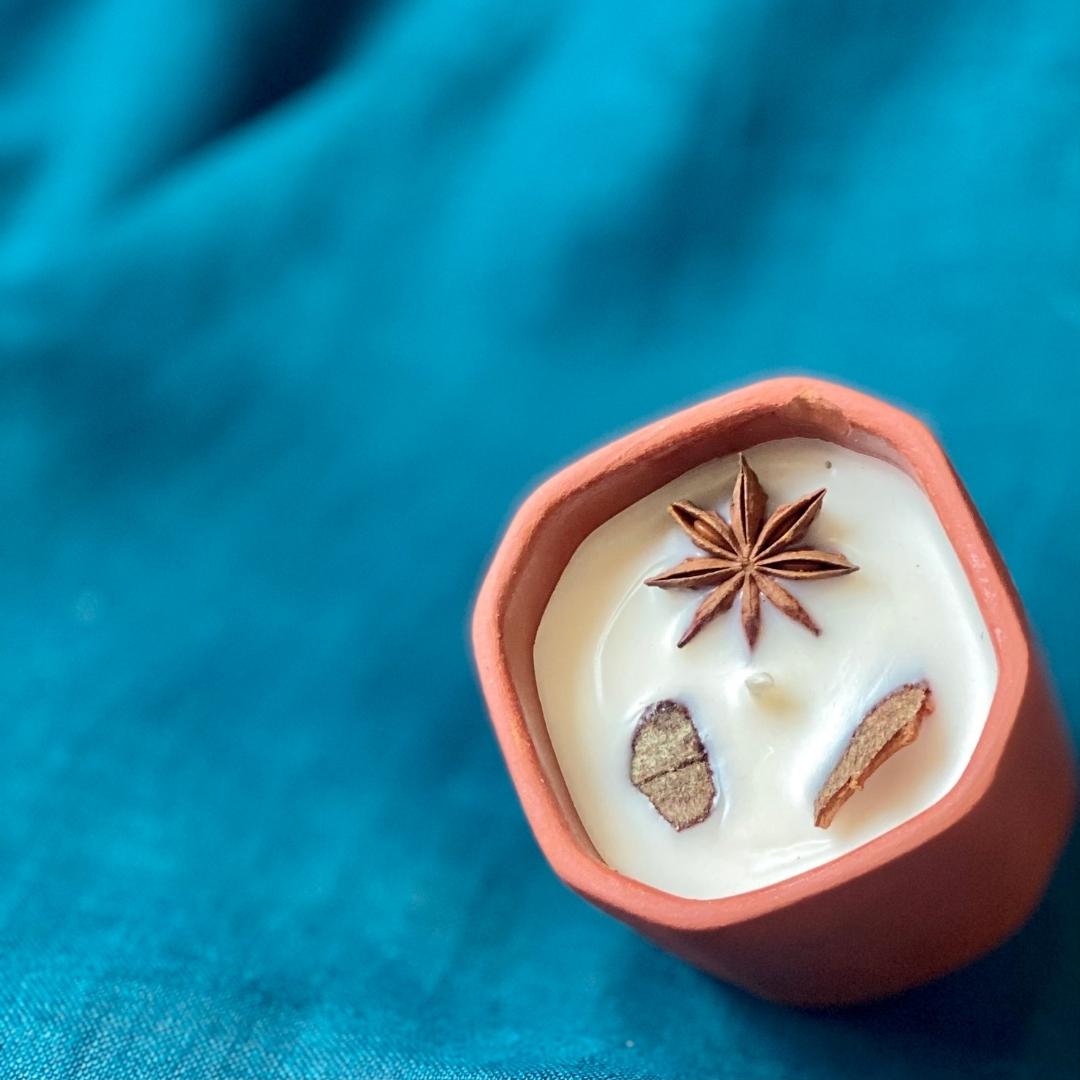 Bayaar XL | 100% Soy Wax Candle | 5 And 7 Wick | Cinnamon Vanilla – Candles & Fragrances by Pravaah India available on Brown Living™. 5 Wick . SKU: CAN001_5. Img 11.