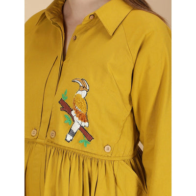 Beaky Hornbill Trench Maternity Dress For Women – Womens Maternity Wear on Brown Living™. SKU: MCBL150-. Img 6.