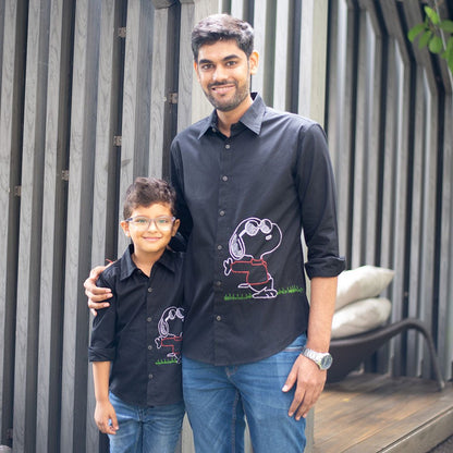 Black Organic Cotton Shirt with Chill Dog Embroidery – Men Shirt on Brown Living™. SKU: NANMS005EMB046 - S39. Img 5.