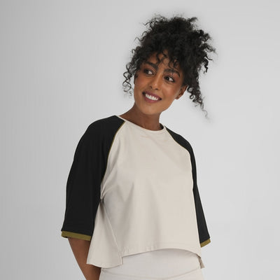 Boxy Fit After Workout T-shirt – Breathable & Relaxed Yoga Wear – Womens T-Shirt on Brown Living™. SKU: ELBRTWHTXS. Img 1.