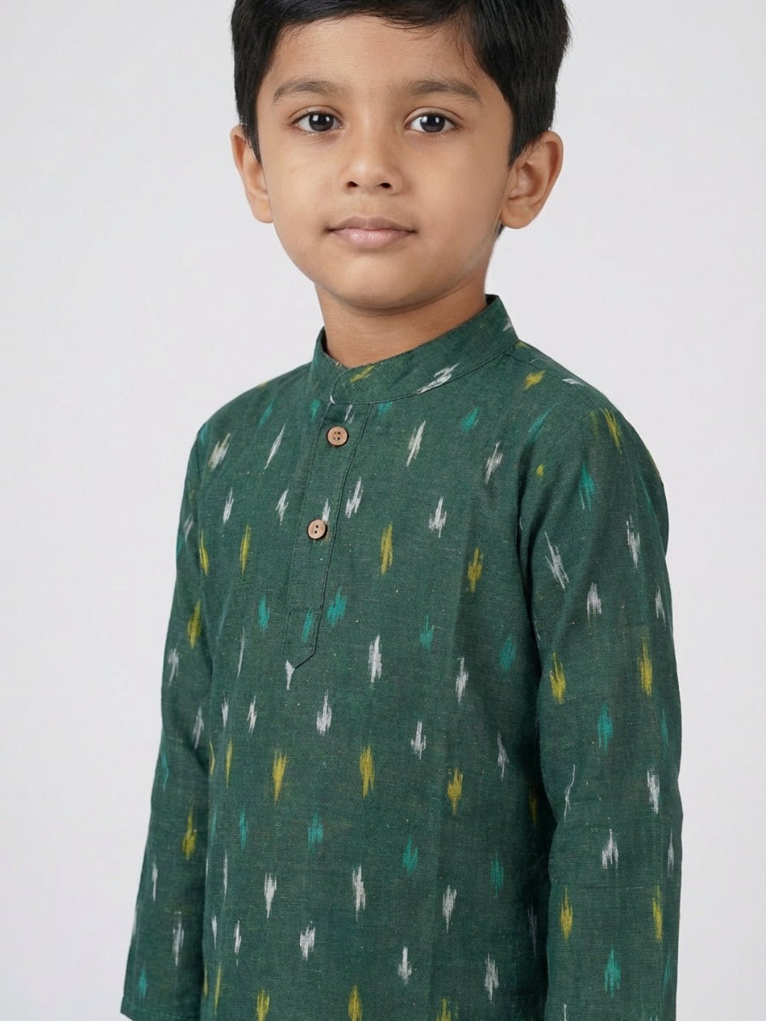 Boys Printed Mandarin Collar Green Full Sleeves Kurta Set – Kids Ethnic Sets on Brown Living™. SKU: BLP-KPF-GR_2-3Y. Img 6.