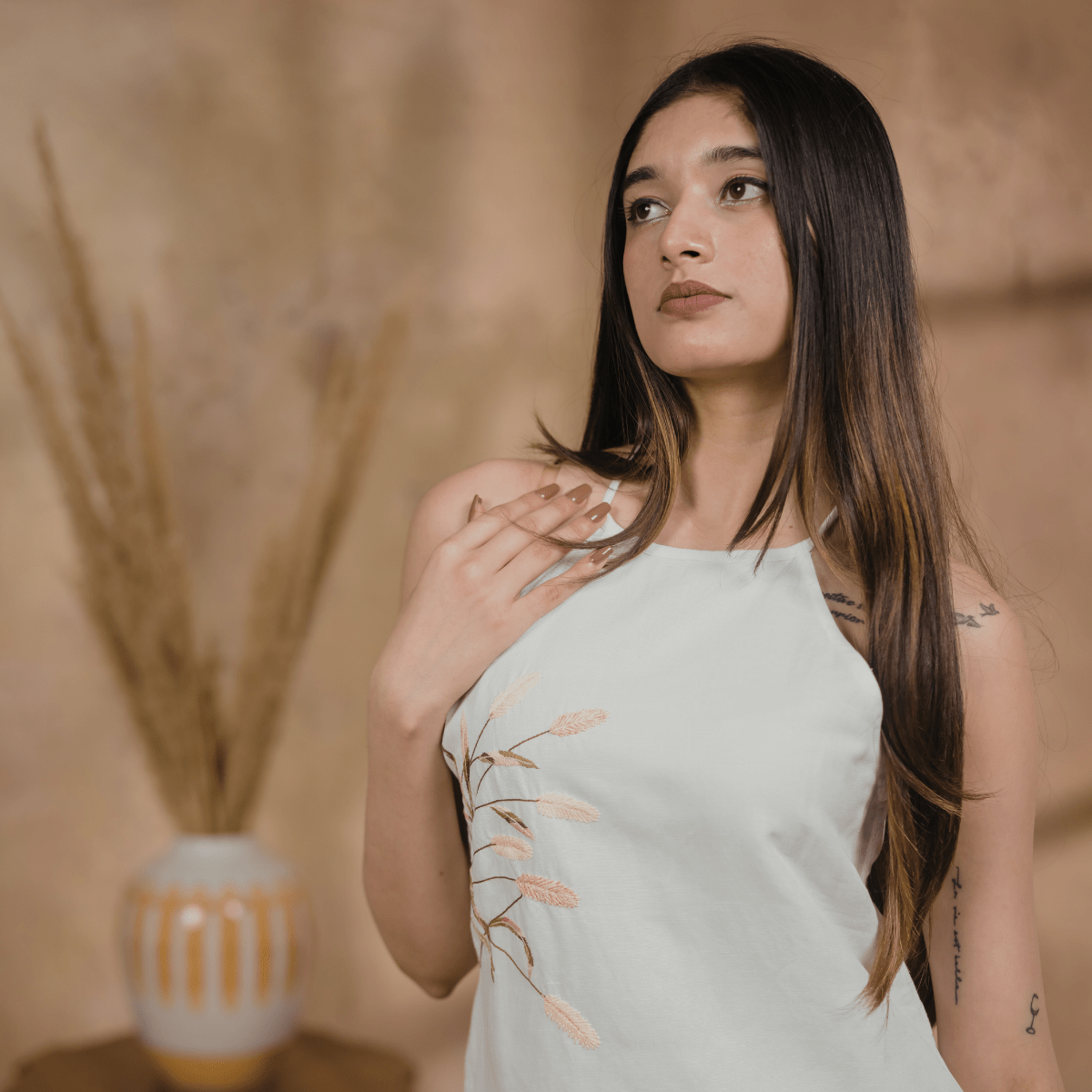 Breeze Line Dress – Lightweight Elegant Dress for Everyday Style – Womens Dress on Brown Living™. SKU: Aayu02. Img 4.