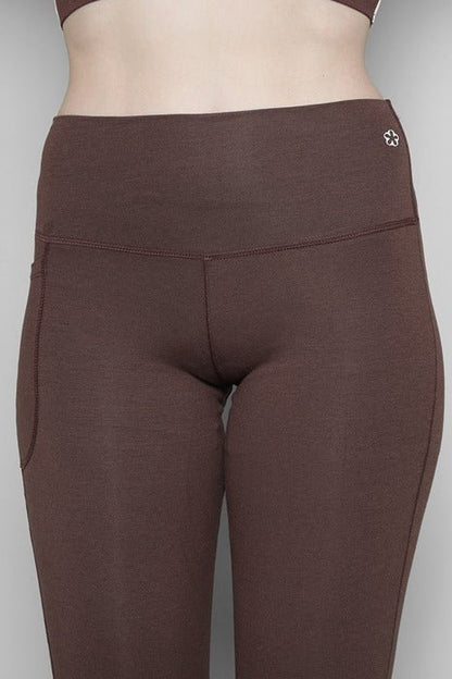 Brown Sienna Flare Yoga Pants for Women – Activewear Bottoms – Sports & Games on Brown Living™. SKU: ELSNSPCXS. Img 11.
