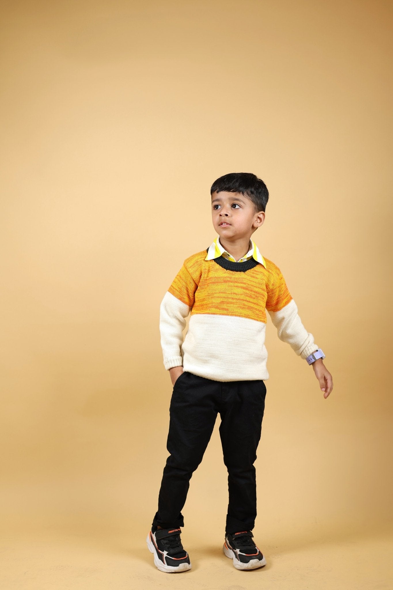 Bumble Bee Merino Wool Baby Sweater – Herbal Dyed & Cozy – Kids Daywear Sets on Brown Living™. SKU: SM23001. Img 3.