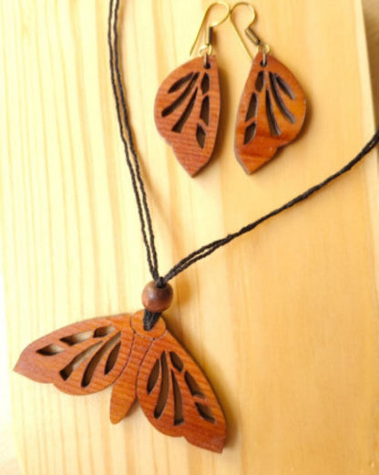 Butterfly/Moth Wooden Jewellery Set – Womens Accessories on Brown Living™. SKU: WJO4. Img 7.