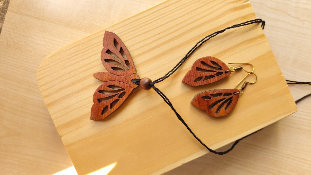Butterfly/Moth Wooden Jewellery Set – Womens Accessories on Brown Living™. SKU: WJO4. Img 3.