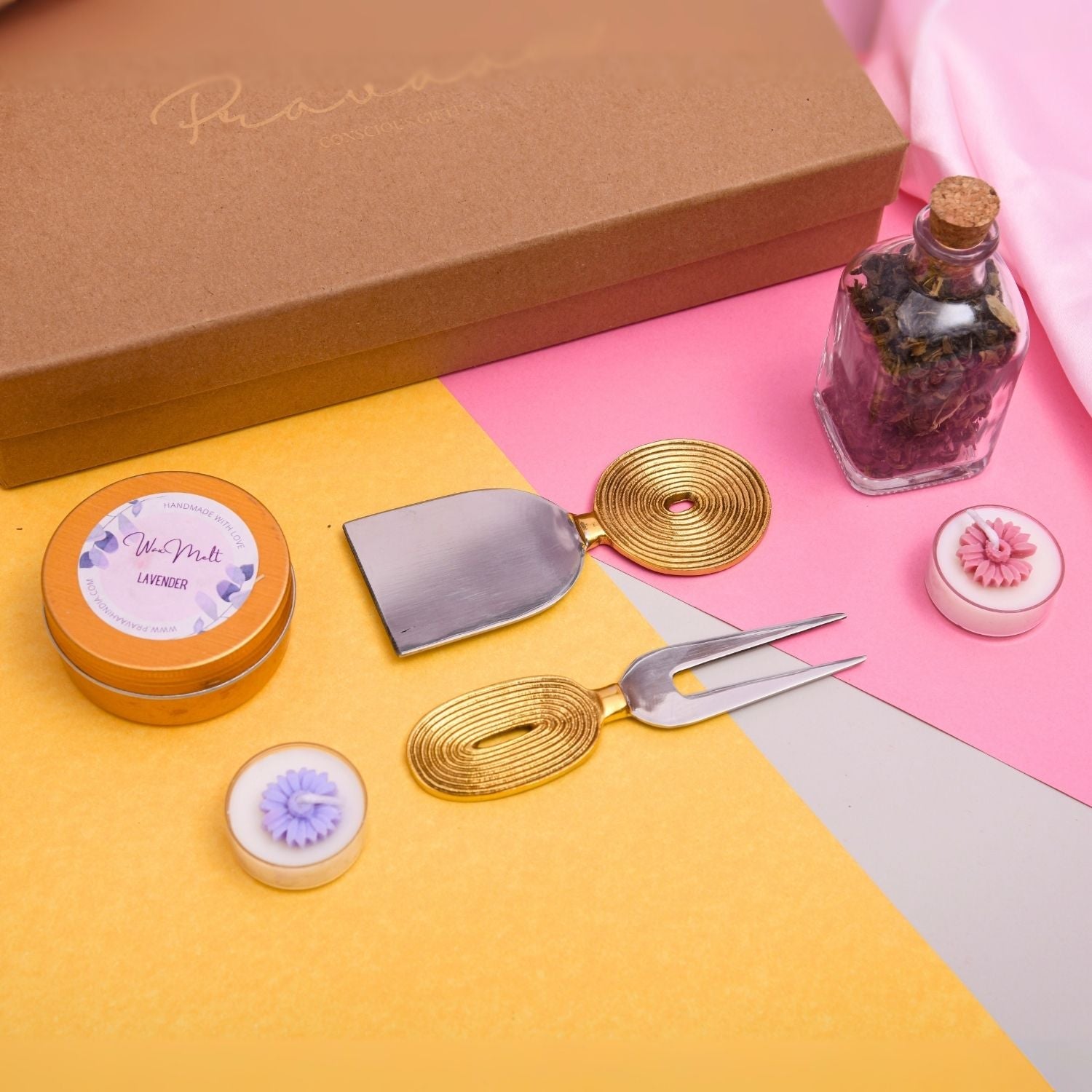 Chhaaya - Eco - Conscious Gift Hamper with Tea, Light & Brassware – Gift Hampers on Brown Living™. SKU: PRA25GH016. Img 3.